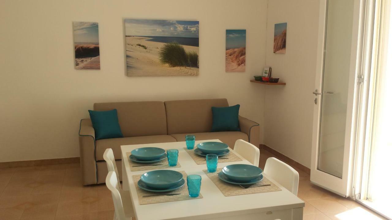 Villetta Acquamarina Torre Lapillo Extérieur photo